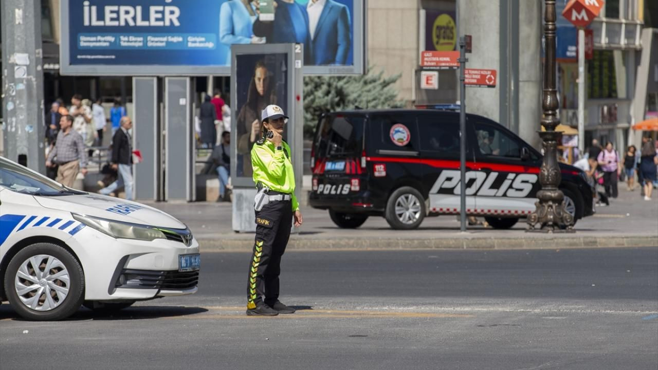 Başkentin trafiği, şehit polisin kızına emanet! - Sayfa 9