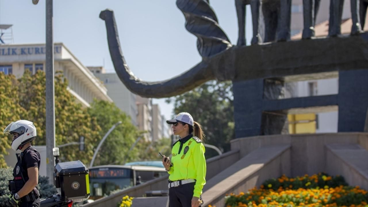 Başkentin trafiği, şehit polisin kızına emanet! - Sayfa 2