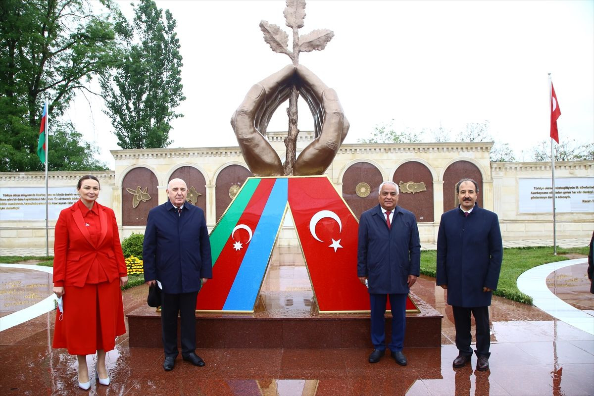 Ganire Paşayeva'nın cenazesi toprağa verildi! - Sayfa 5