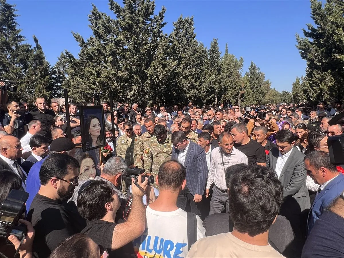 Ganire Paşayeva'nın cenazesi toprağa verildi!