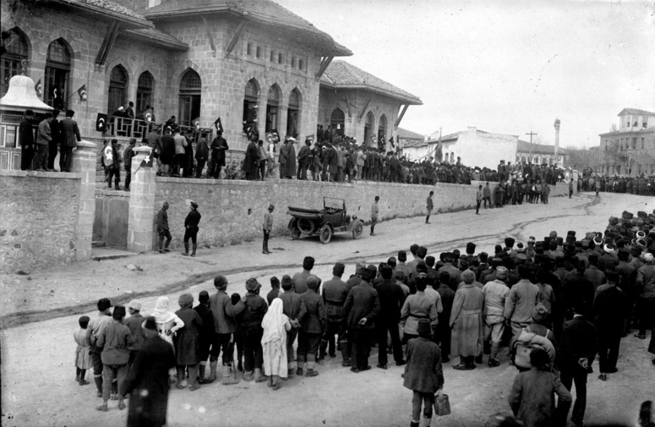 Ankara'nın başkent oluşunun 100. yılı! - Sayfa 3