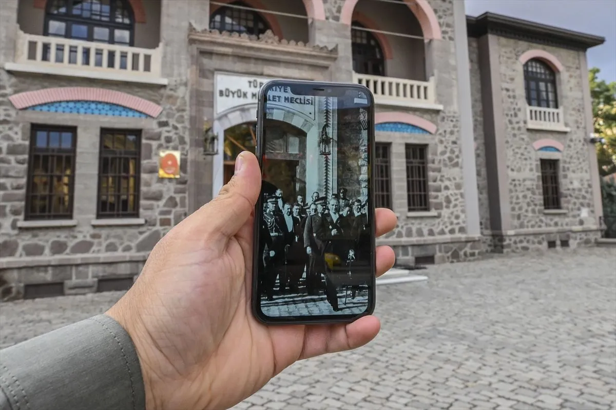 100 yıllık Cumhuriyet'in başkentinin eski ve yeni halleri aynı karede!