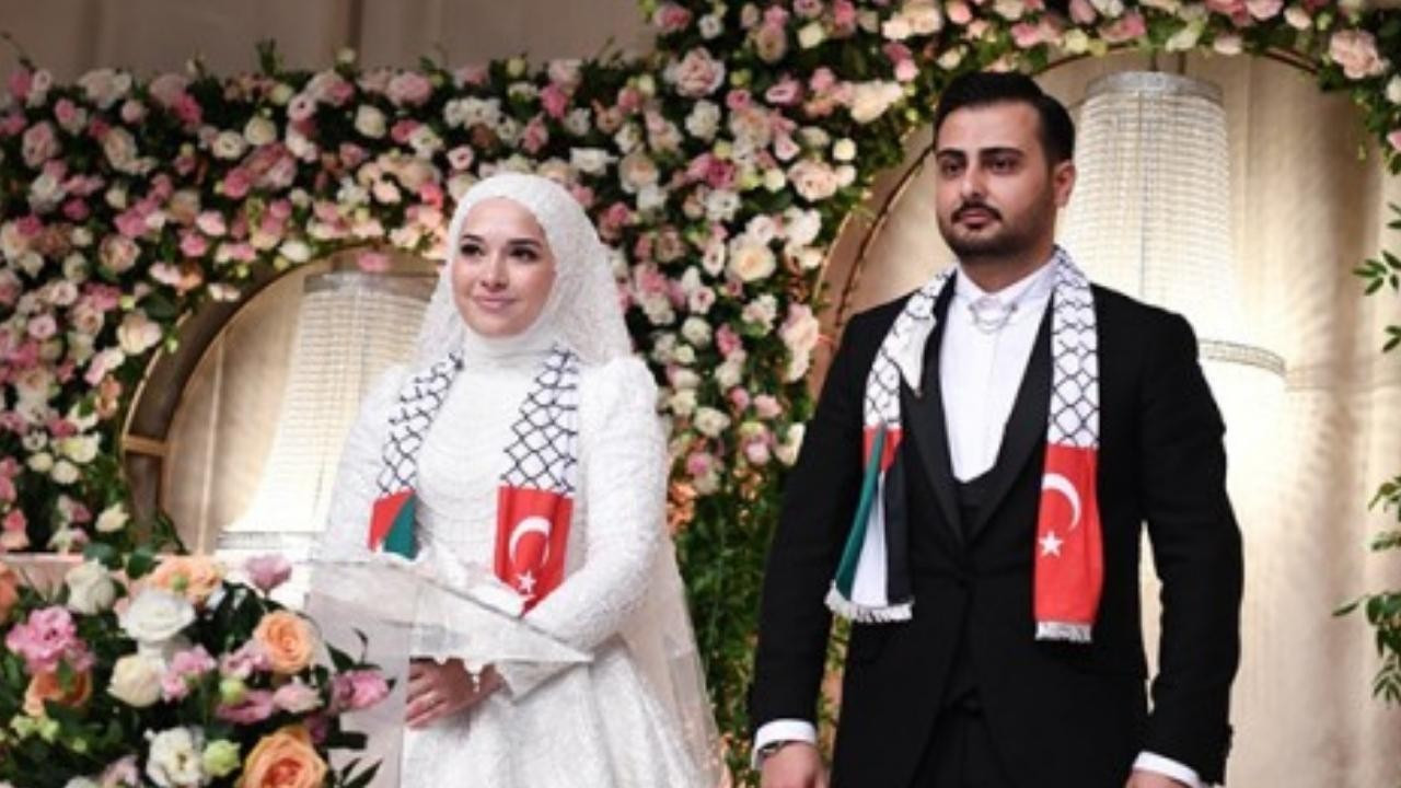 Turan, kızının nikah töreninde Gazze'yi unutmadı!