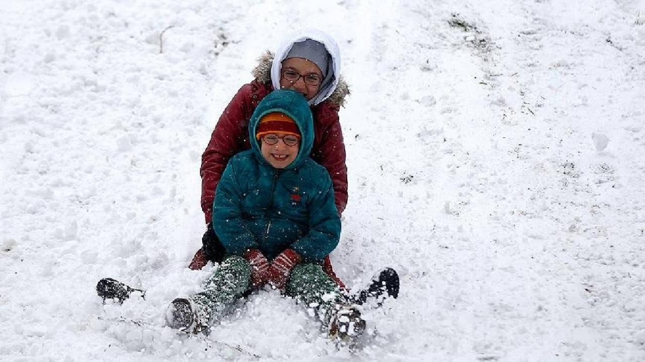 4 ilde okullar tatil! Yoğun kar devam ediyor