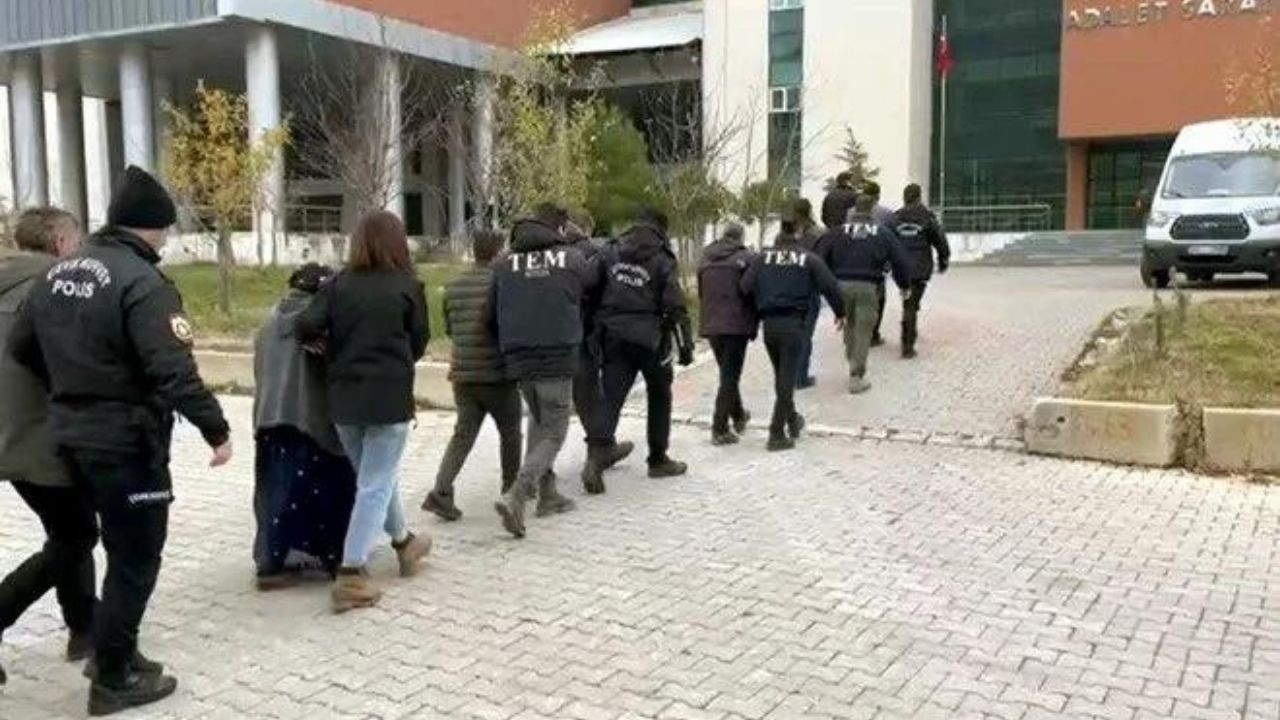 Bitlis merkezli 9 ildeki 'terör' operasyonları