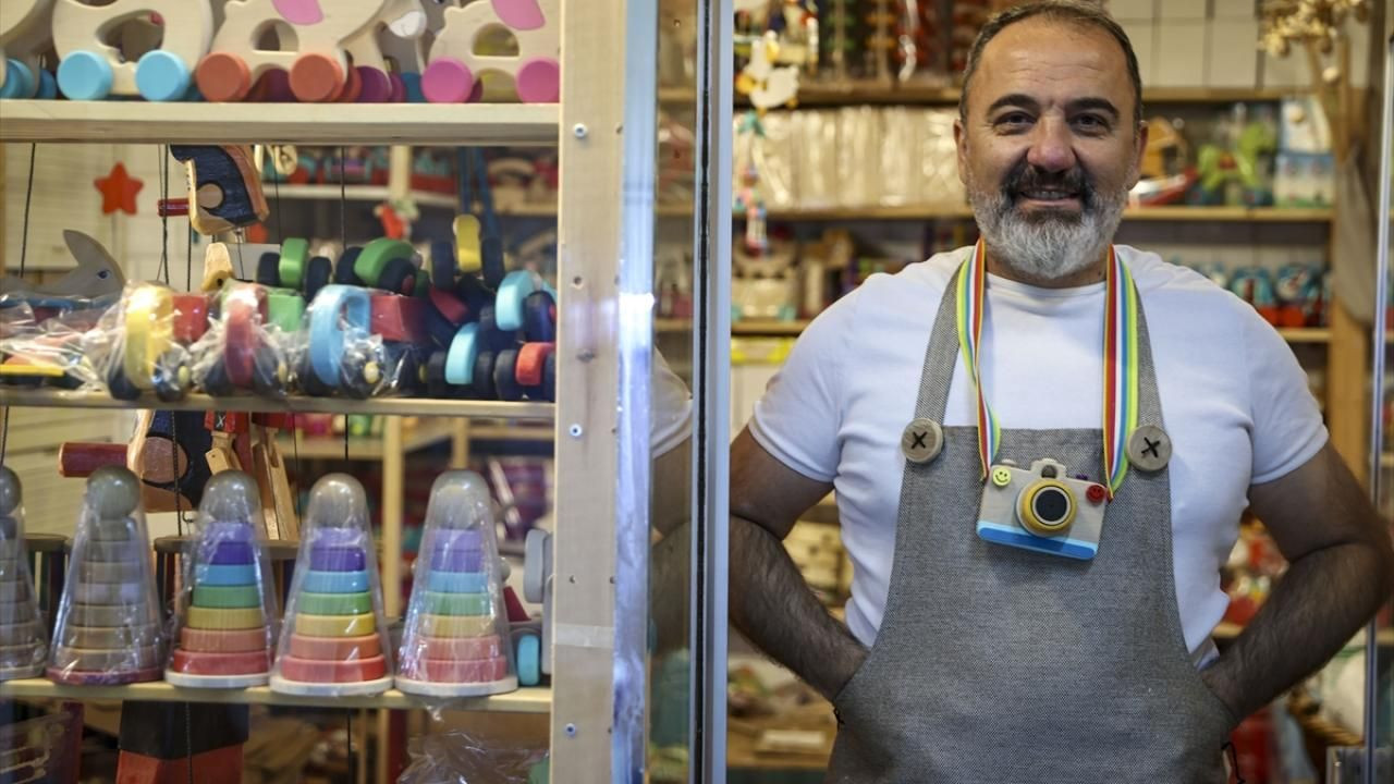 30 yıllık ahşap oyuncak ustası sıfır atığa destek oluyor - Sayfa 14