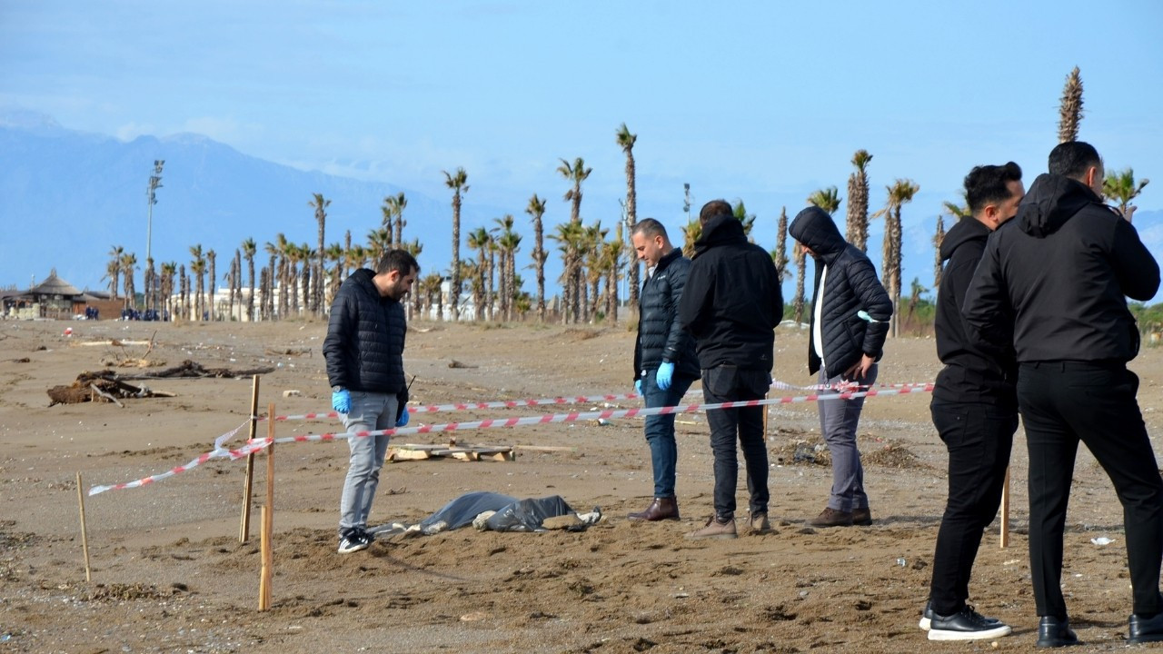 Antalya'da sahilde 6 günde 8 ceset bulundu