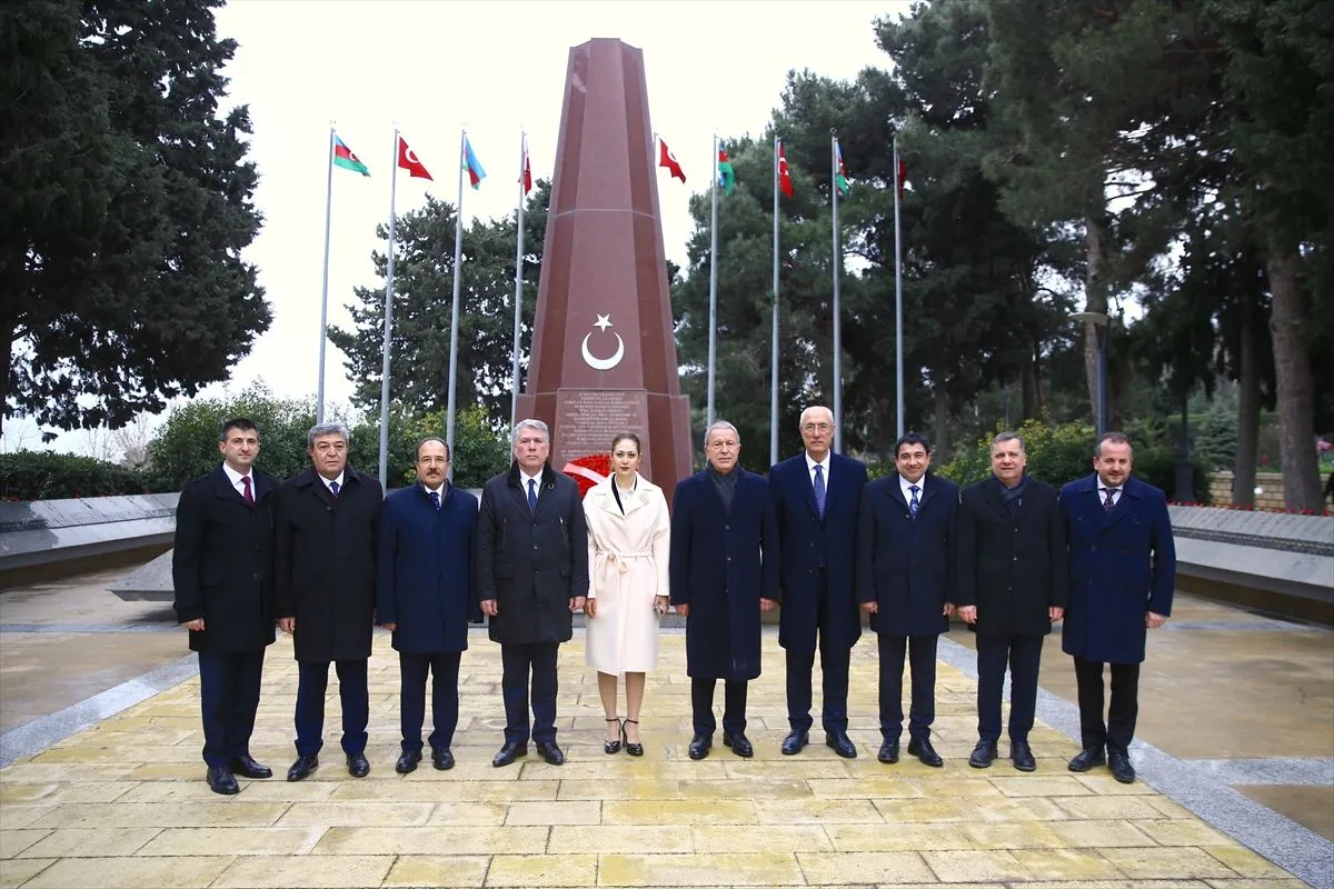 Akar: “Tek yumruk, tek yürek, tek ordu”