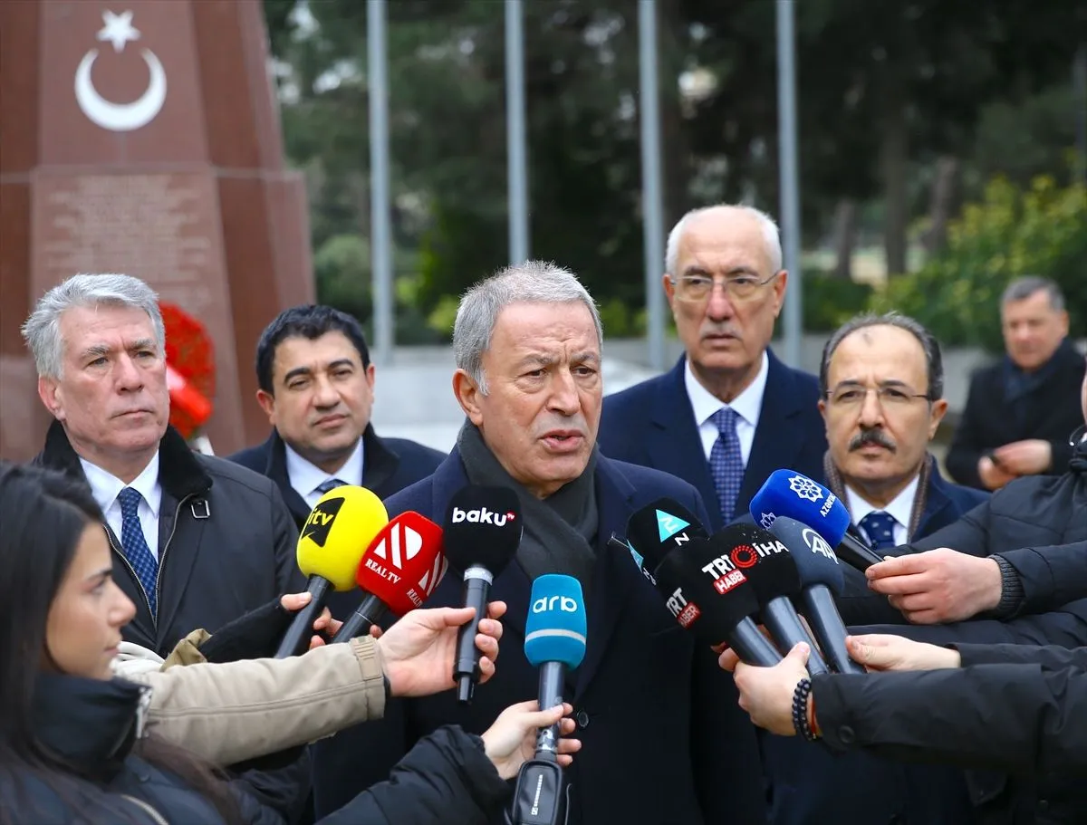 Akar: “Tek yumruk, tek yürek, tek ordu”