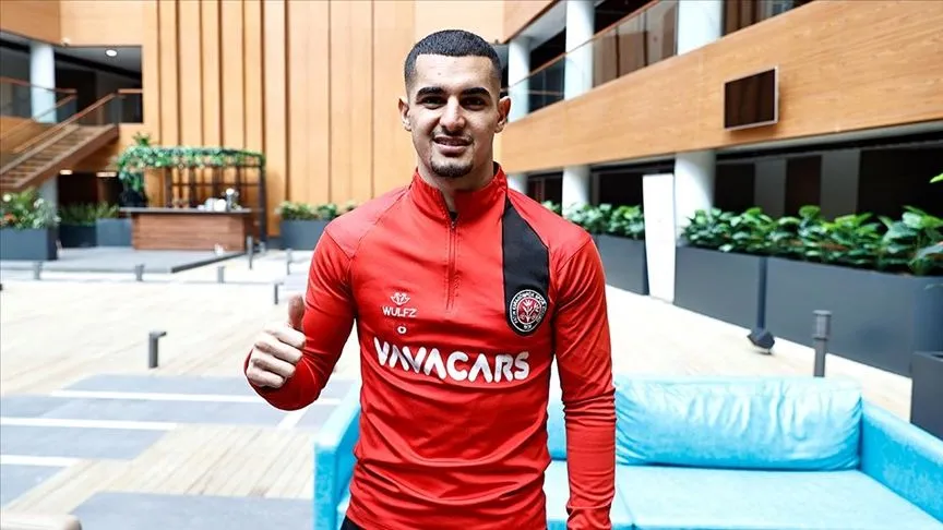 Galatasaray transferde zamanla yarışıyor!