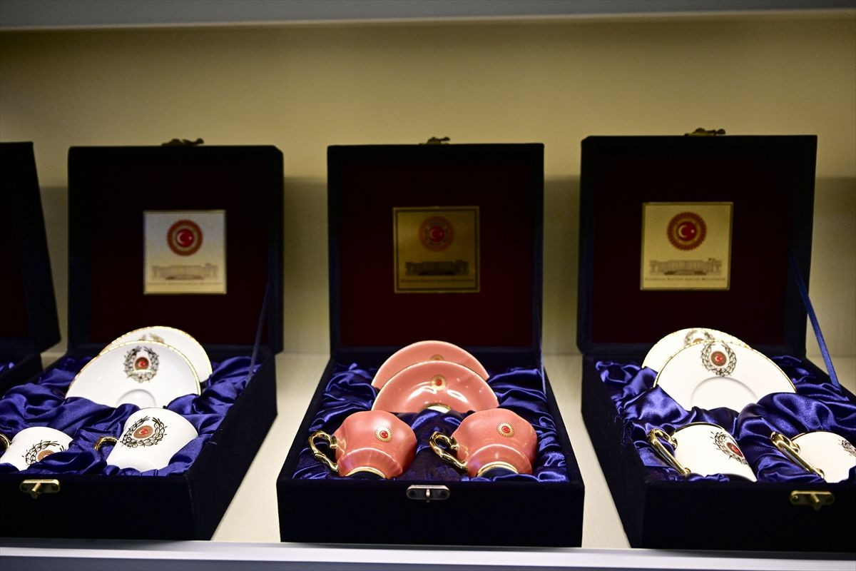 Meclis’te hediye tercihi, çikolata oldu! - Sayfa 10