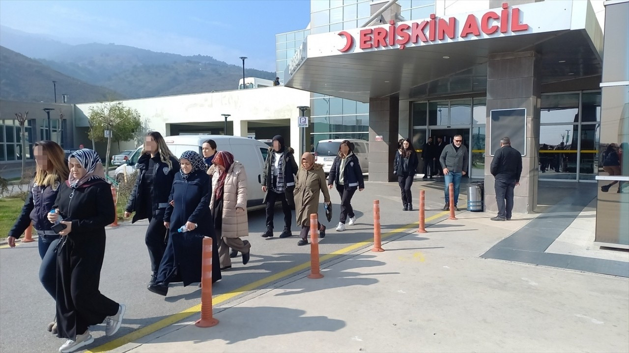Manisa'da FETÖ'ye yönelik operasyon: 11 gözaltı