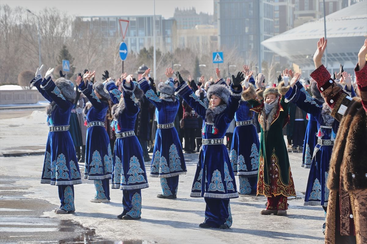 Kazaklar, Milli Kıyafetler Günü’nü kutluyor! - Sayfa 8