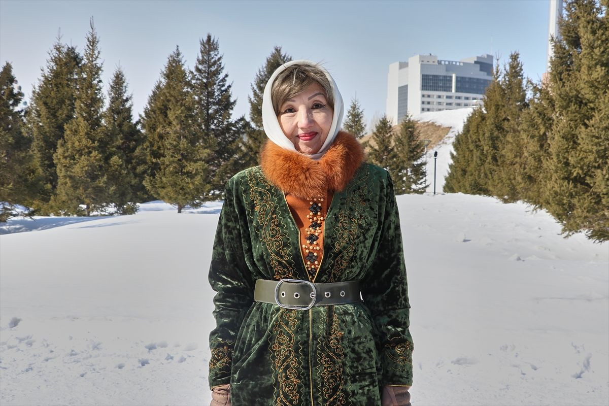 Kazaklar, Milli Kıyafetler Günü’nü kutluyor! - Sayfa 4