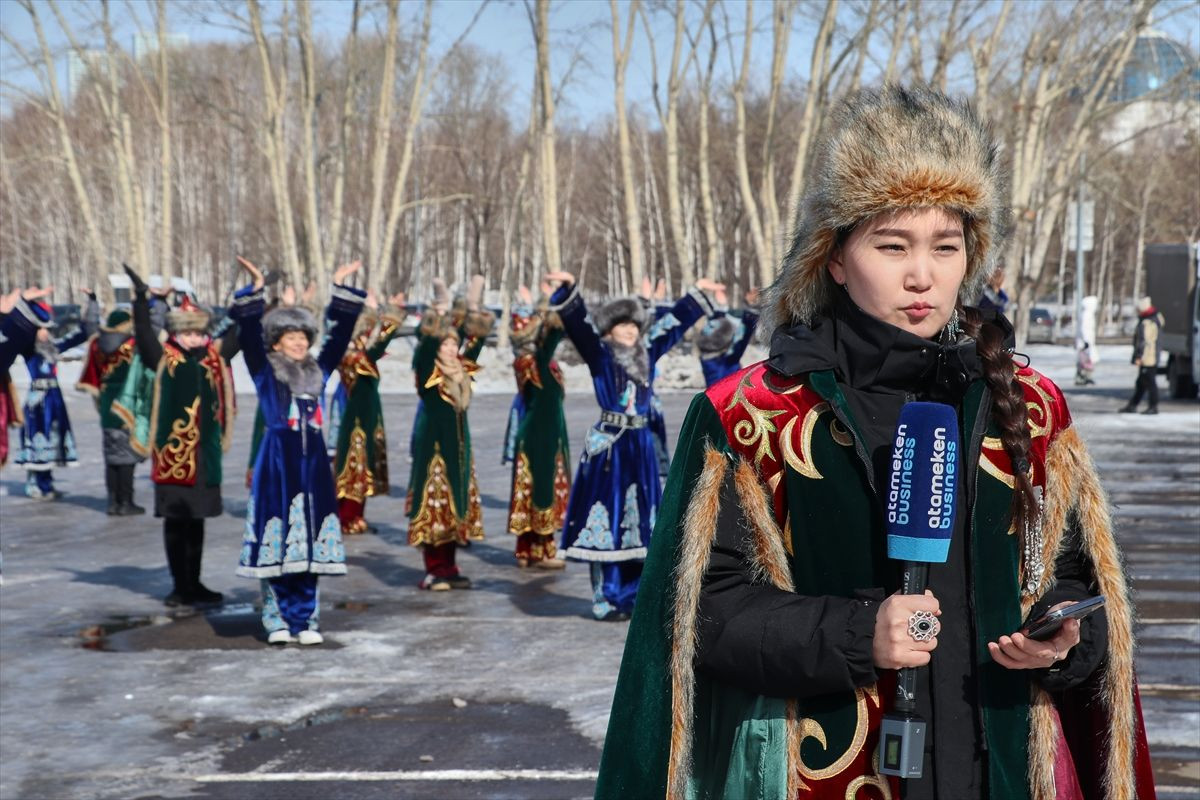 Kazaklar, Milli Kıyafetler Günü’nü kutluyor! - Sayfa 3
