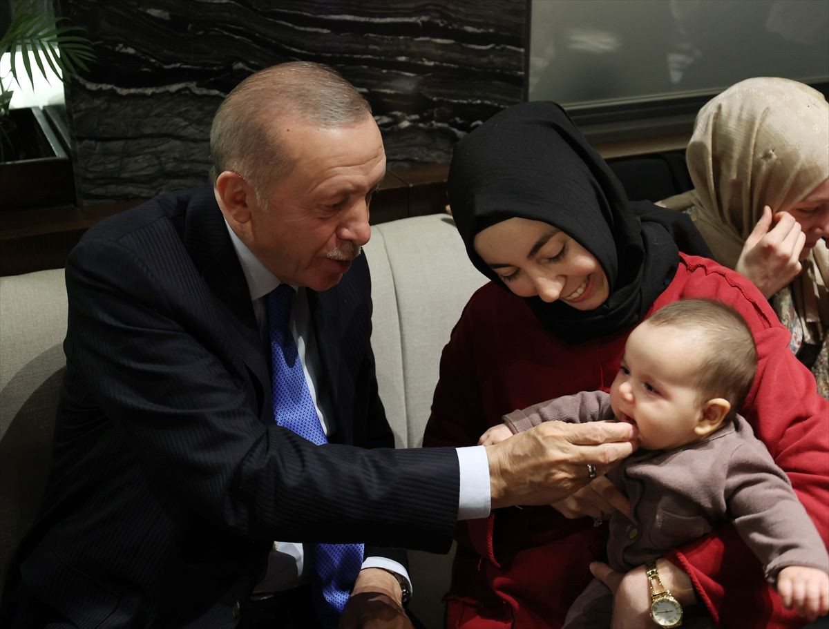 Cumhurbaşkanı Erdoğan, gençlerle bir araya geldi! - Sayfa 6