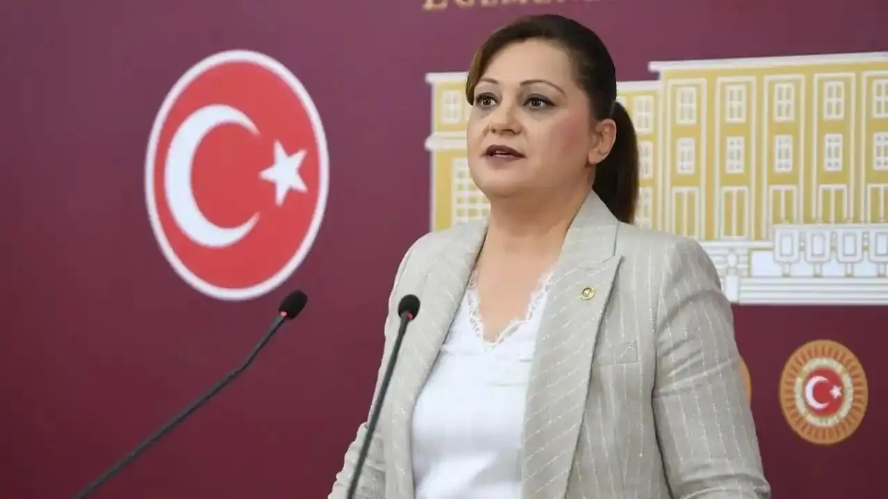2024 yerel seçimlerinde kazanan Belediye Başkanlarının asıl meslekleri nedir?