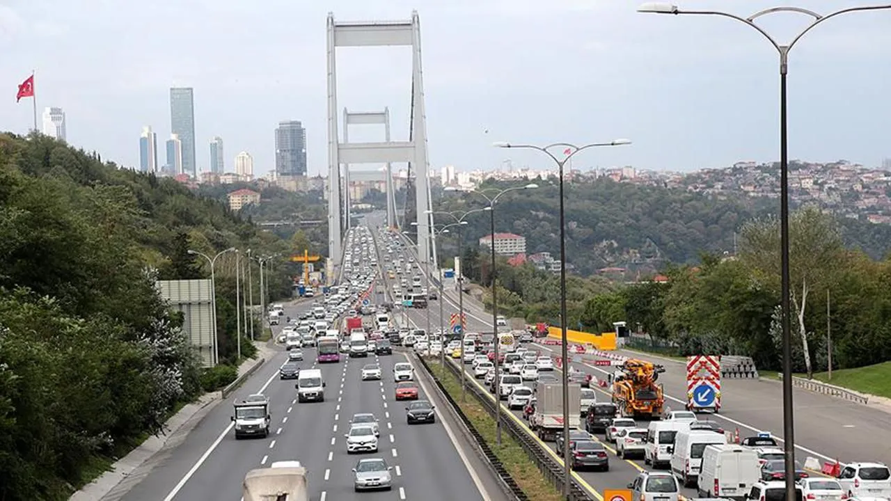 Köprü ve otoyollar bayramda ücretsiz mi?
