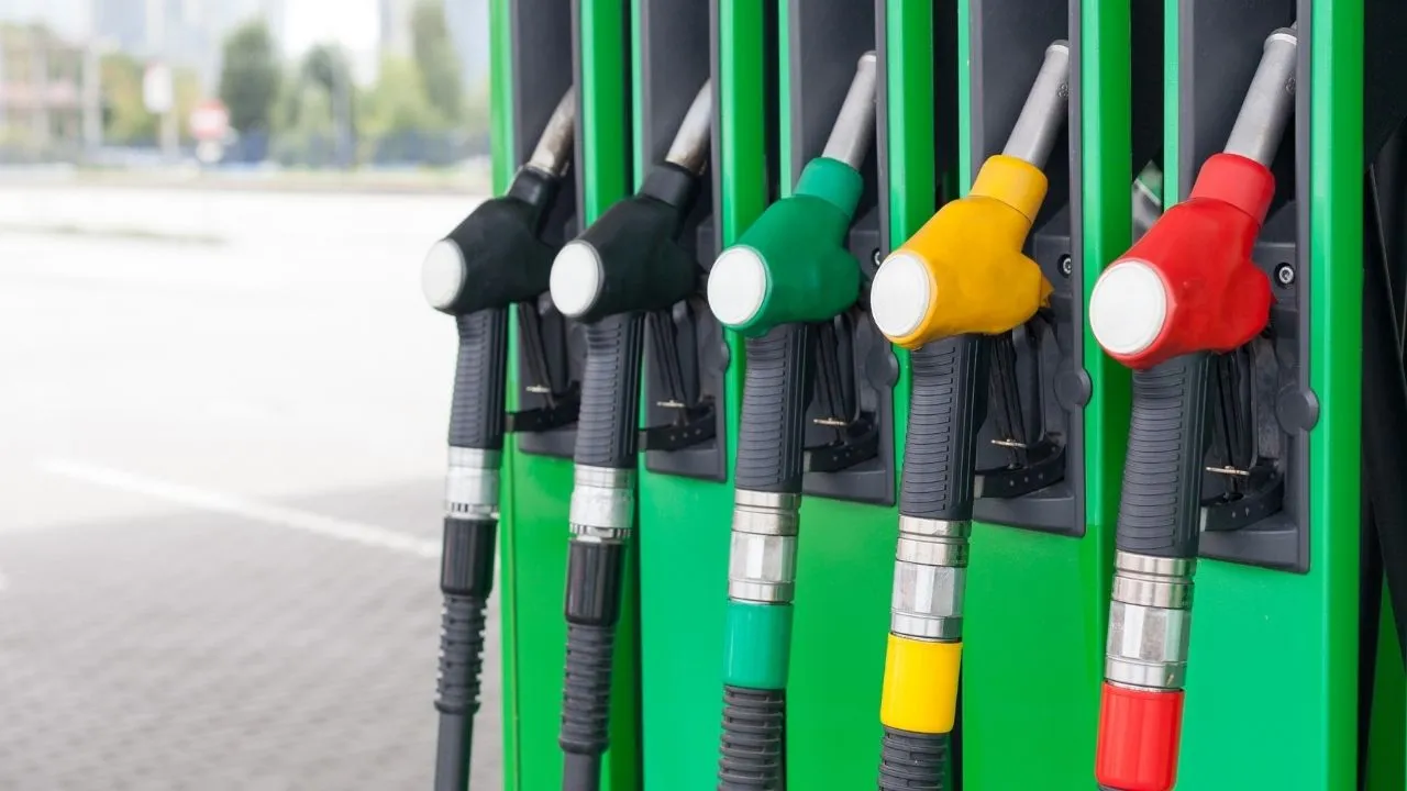 Elektrikli araçlar mı yoksa benzin, dizel, lpg mi daha az yakar? Hangi yakıt daha ekonomik?
