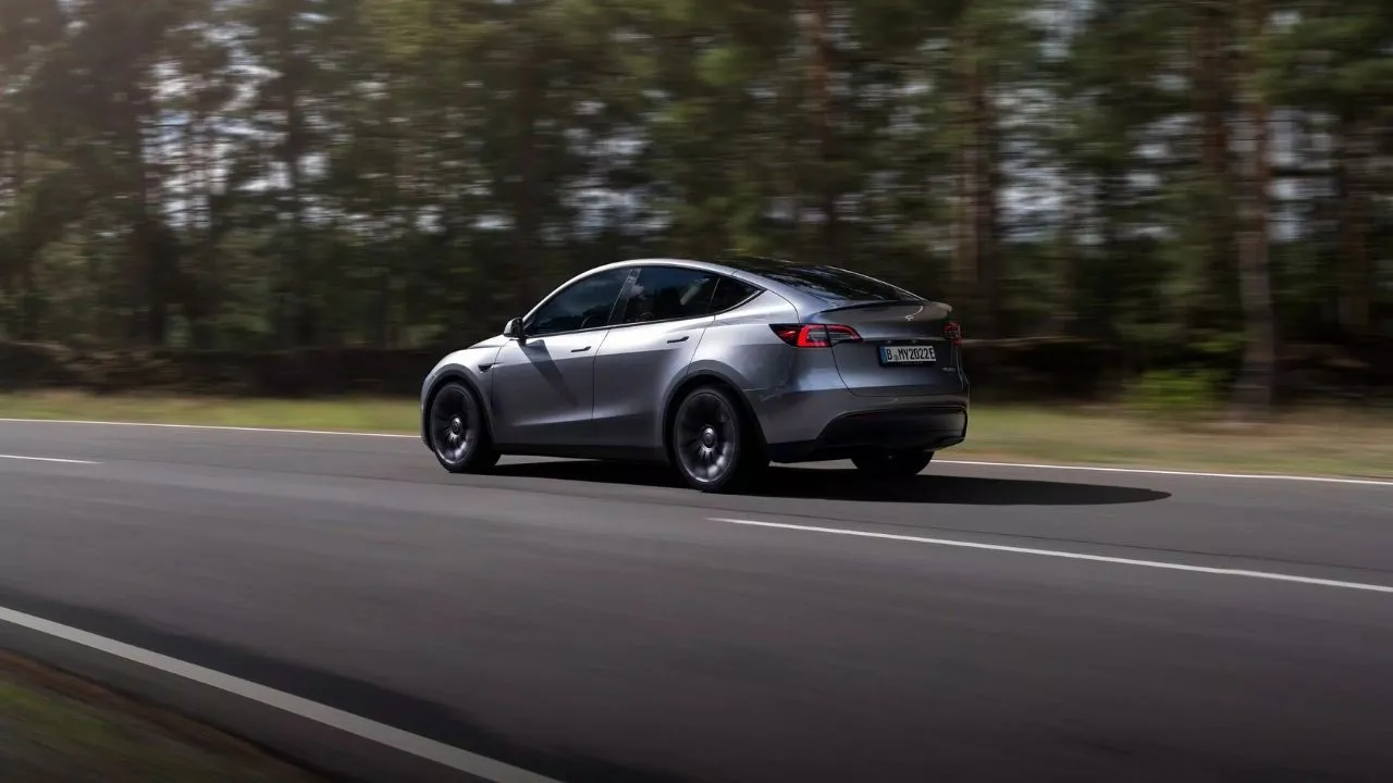 Tesla Model Y Türkiye’ye özel indirimle satışa çıktı!
