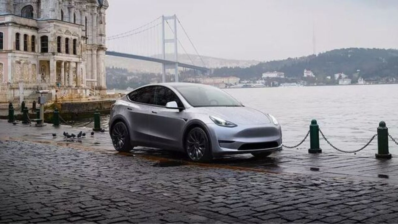 Tesla Model Y Türkiye’ye özel indirimle satışa çıktı! - Sayfa 1