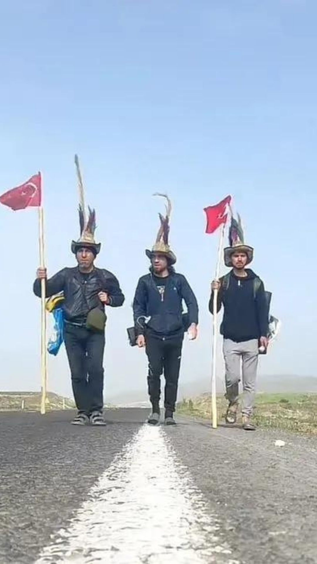 Sosyal medya fenomenine canlı yayında kamyon çarptı! - Sayfa 3