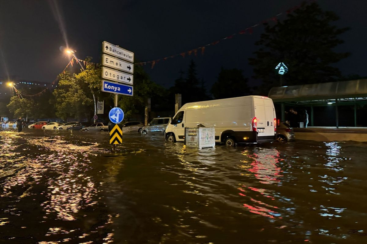 Ankara'nın selle imtihanından akılda kalan anlar! - Sayfa 20