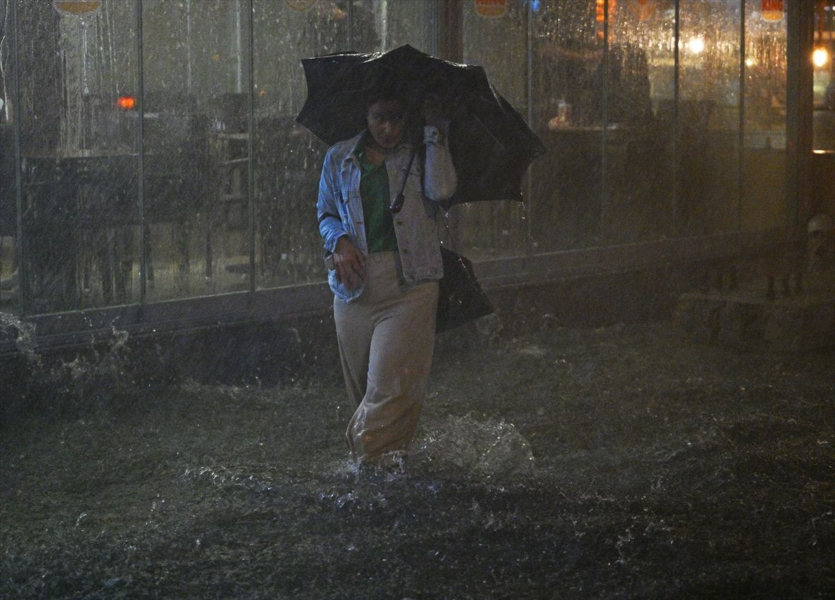 Ankara'nın selle imtihanından akılda kalan anlar! - Sayfa 25