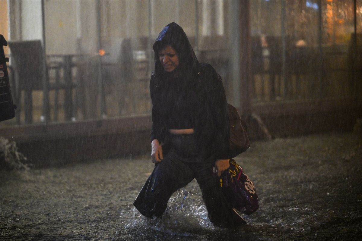 Ankara'nın selle imtihanından akılda kalan anlar! - Sayfa 38