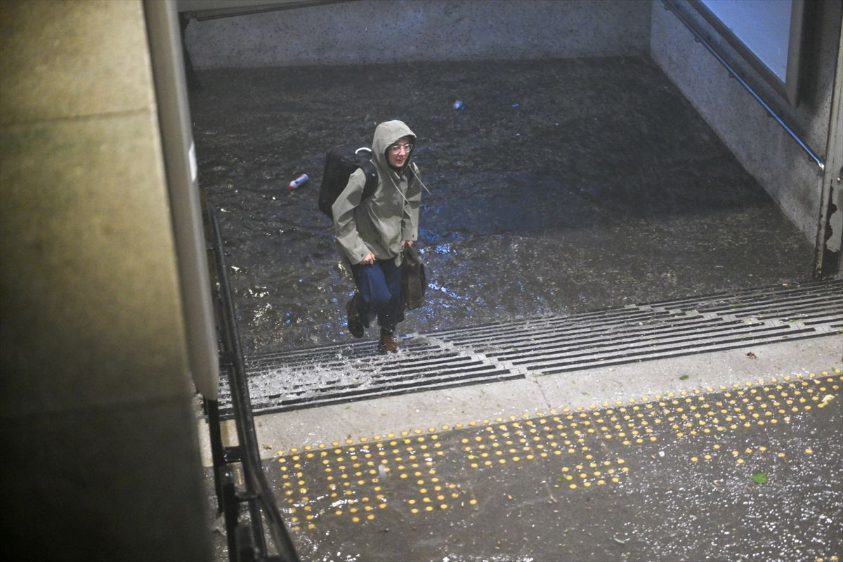 Ankara'nın selle imtihanından akılda kalan anlar! - Sayfa 36