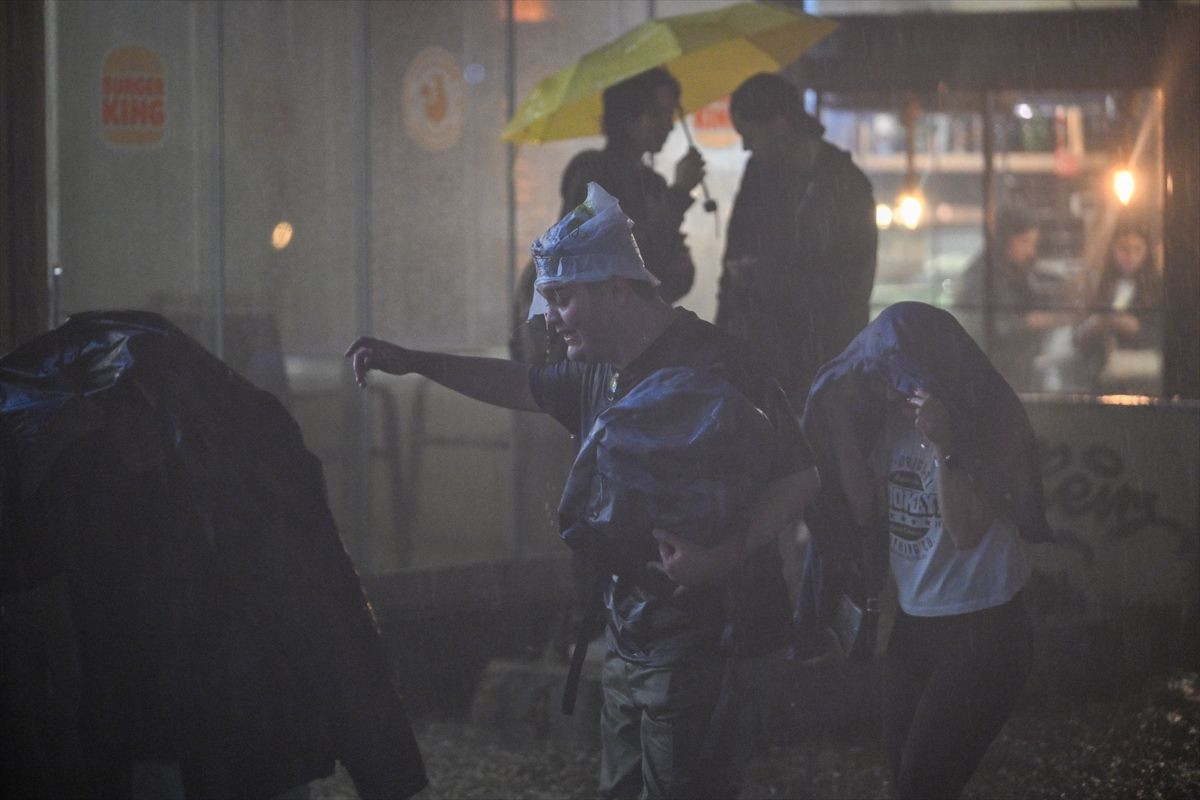 Ankara'nın selle imtihanından akılda kalan anlar! - Sayfa 30