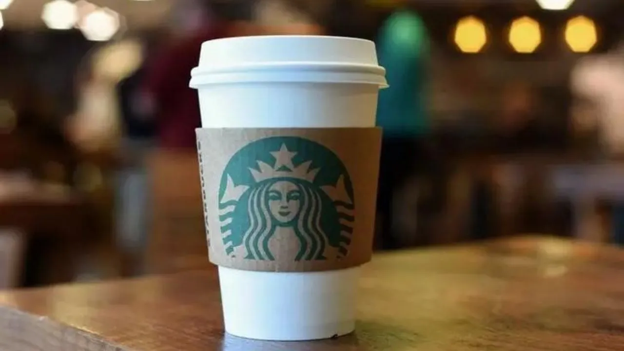 Boykotların hedefindeki Starbucks'tan zam kararı!