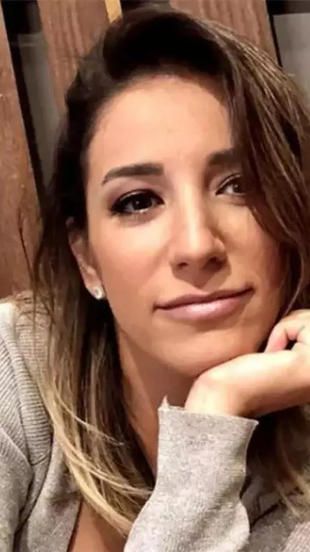 Bir döneme “hayalet sevgilim” şarkısı ile damga vuran İrem Yağcı’nın şimdiki mesleği ve son hali şaşırttı!
