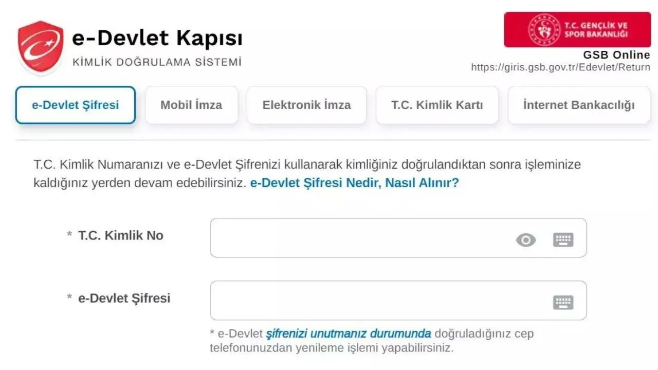 Bakan Bak'tan gençlere müjde: Gençlik Kampı başvuruları başladı