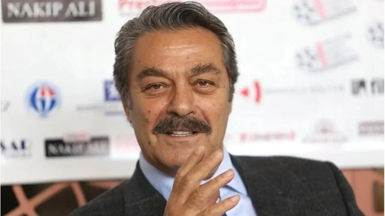 Kadir İnanır yeniden hastaneye kaldırıldı!