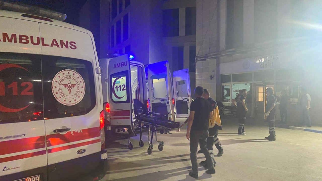 Adana'da feci kaza: 1 ölü, 8 yaralı