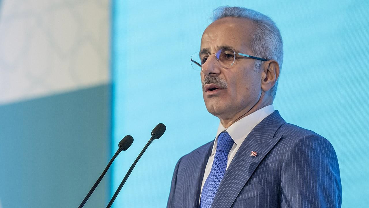 Bakan Uraloğlu'ndan uçak bileti açıklaması!