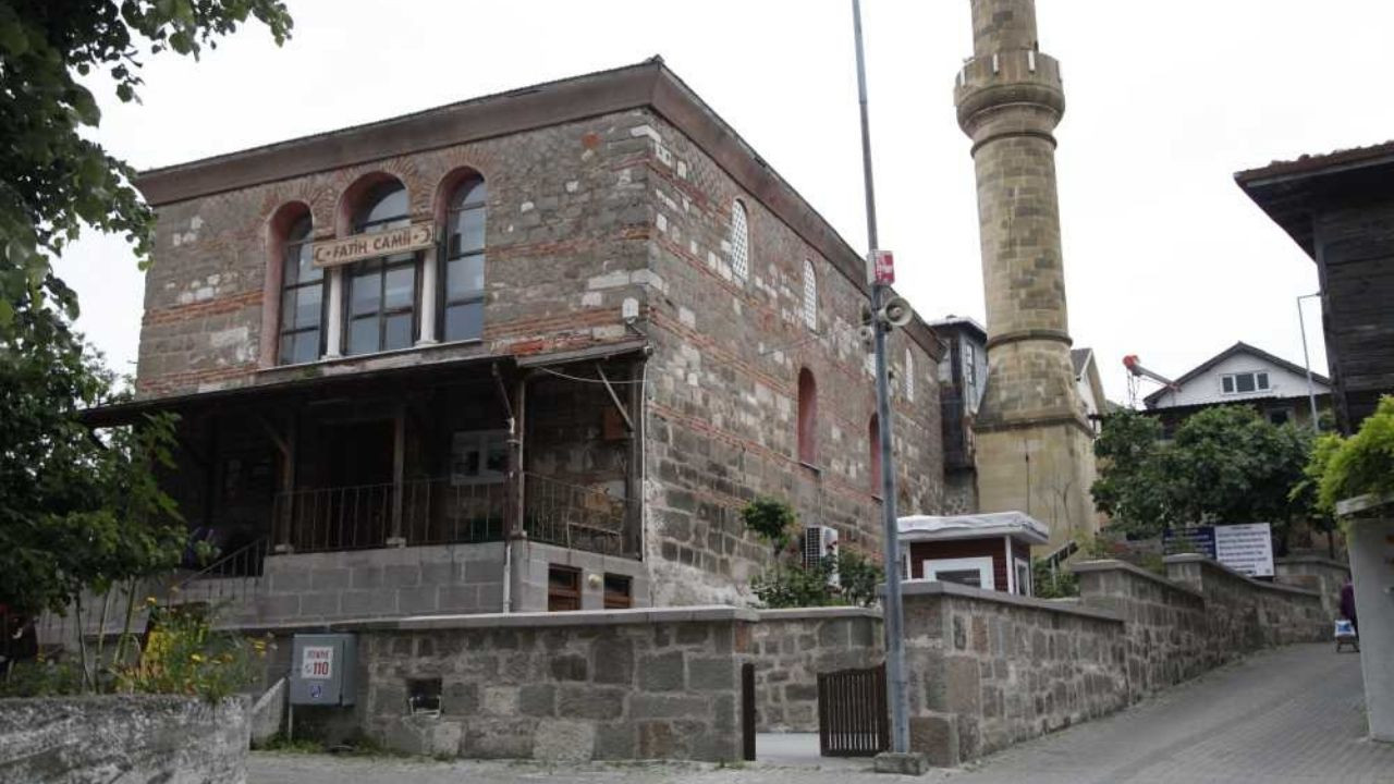 En çok cami bulunan 50 ilimiz! Hangi şehirde kaç cami var? - Sayfa 46