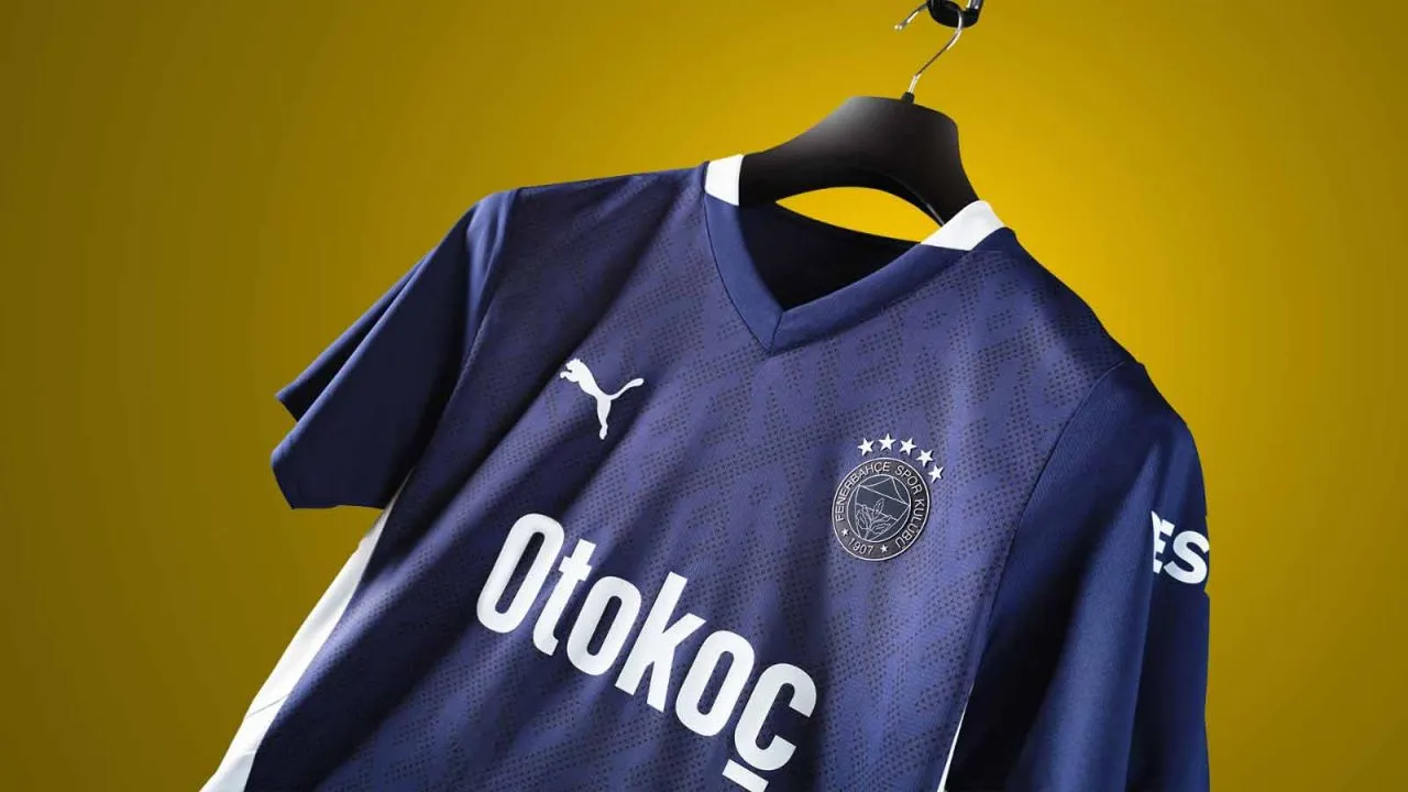 Fenerbahçe yeni formalarını tanıttı!