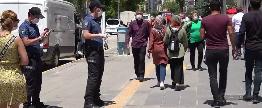 Polis ceza kesemez iddiasına açıklama!